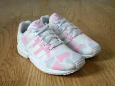 Adidas Mädchen Turnschuhe ZX Flux weiß & rosa tarnfarben Größe 2/34