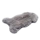 HOME LAMB Lammfell Silber 120-130 cm - Weich Schaffell Echt - Natürliche Lammfell Teppich Wohnzimmer - Flauschig Lammfell Echt - Deko Fell Schlafzimmer - Naturfell - Lammfelle