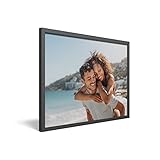 PICANOVA Foto im Rahmen – Personalisierte Leinwand Bilder – Bilderrahmen & Kunstdrucke – Fotoboard und Bilderrahmen Dein Foto als Fotodruck Bild – Personalisiertes Geschenk – 30x20cm