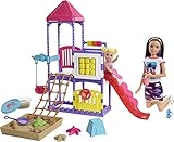 Barbie GHV89 - Skipper Babysitters Inc.”Spielplatz Spielset mit Skipper- und Kleinkind-Puppe, Spielplatz, formbaren Sand und Zubehörteilen, Spielzeug für Kinder von 3 bis 7 Jahren