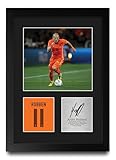 HWC Trading Arjen Robben Netherlands Geschenke Gedrucktes Signiertes Autogramm Foto für Fußball Anhänger and Fans - A4 Porträt Gerahmt
