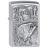 Zippo Feuerzeug 2000407 Bass Fishing Emblem Benzinfeuerzeug, Messing, Chrome