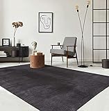 the carpet Relax Moderner Flauschiger Kurzflor Teppich, Anti-Rutsch Unterseite, Waschbar bis 30 Grad, Super Soft, Felloptik, Anthrazit, 160 x 230 cm