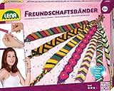 Lena 42689 - Bastelset Freundschaftsbänder knüpfen groß, Komplettset mit 13 farbigen Knüpfgarnen und Fädelperlen, Knüpfset für Kinder ab 6 Jahre, Set mit Anleitung zum Flechten von Schmuckbändern