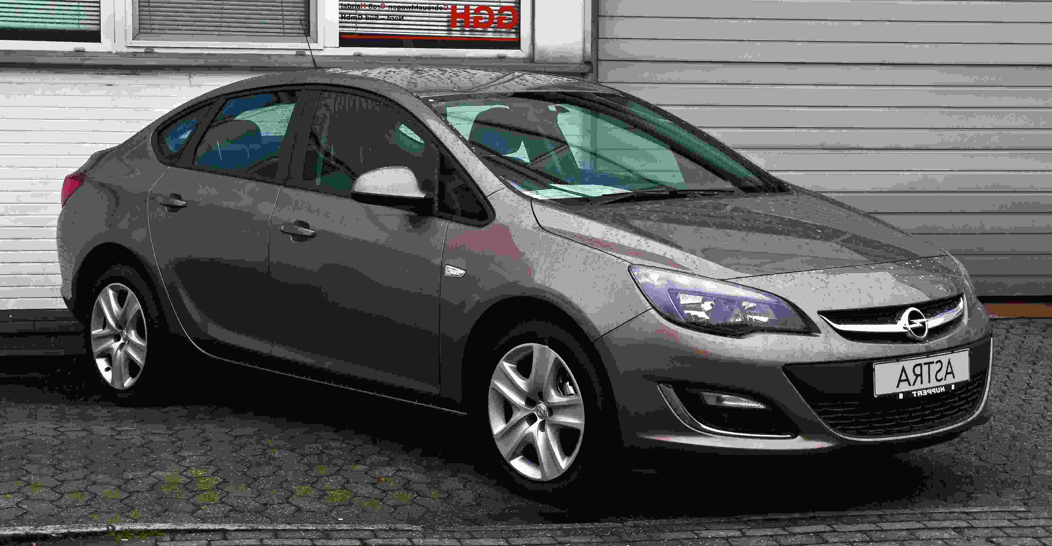 Opel Astra J Stufenheck Gebraucht Kaufen Nur 4 St Bis 75 Gunstiger