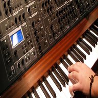 top synthesizers gebraucht kaufen